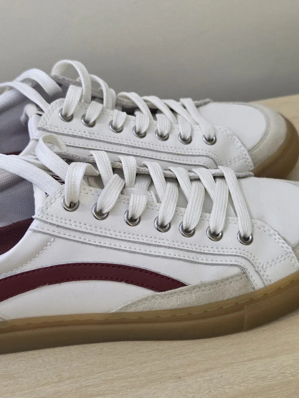 Women's White Casual Sneakers with Maroon Accent